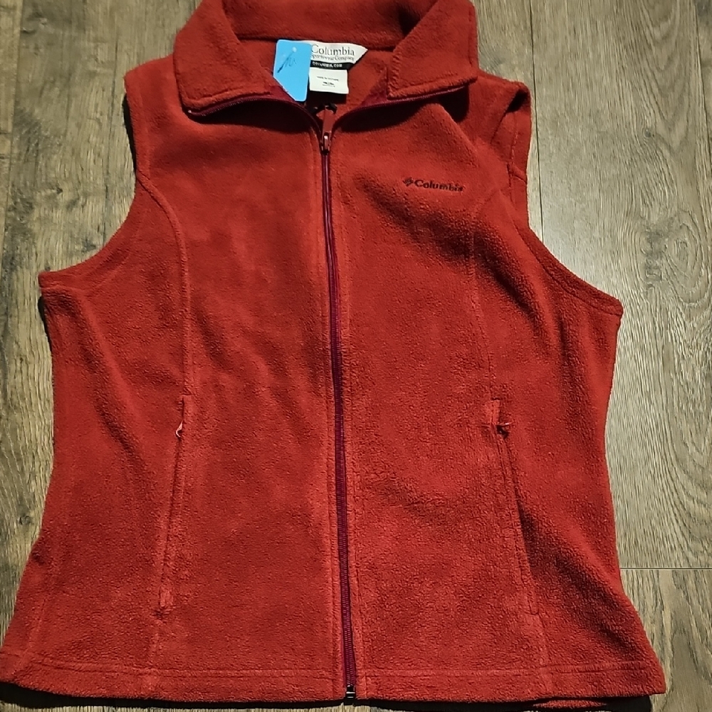 Columbia Fleece Vest Burgundy Women Medium Sportswear Outdoor Layering